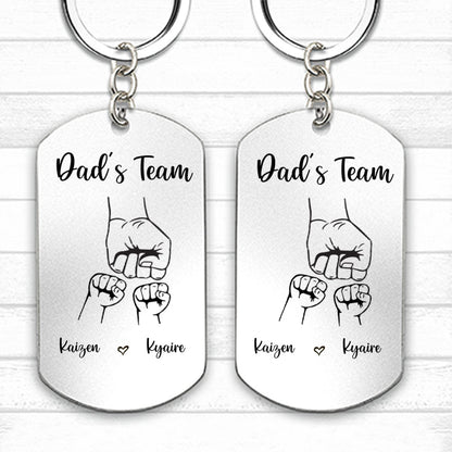 Family - Daddy's Team Fist Bump - Personalized Aluminum Keychain - Makezbright Gifts